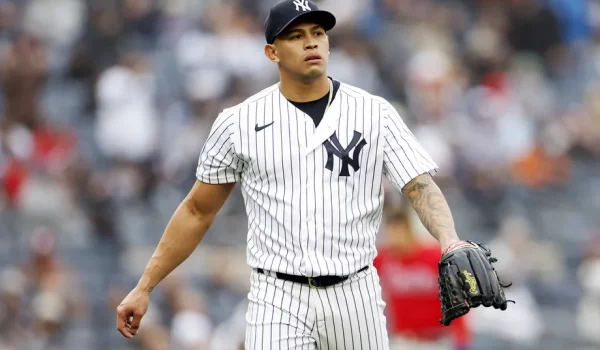 Jonathan Loáisiga con otro cero y Yanquis con otra derrota