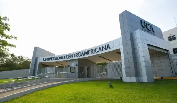 El costo de la UCA por proteger a sus estudiantes y criticar al régimen