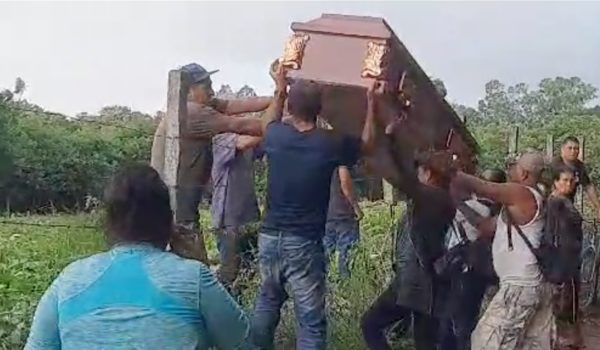 Anciana reportada como desaparecida es encontrada fallecida en una huerta