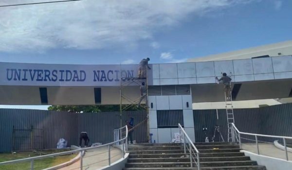 Líderes políticos y expertos en Educación denuncian confiscación de la UCA