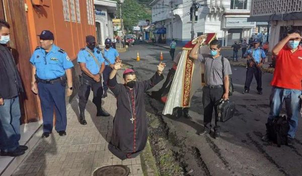 Impulsan campaña para denunciar persecución contra la Iglesia católica en Nicaragua