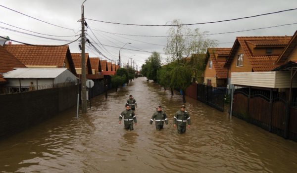 Más de 33.200 damnificados y 41.500 aislados dejan cinco días de intensas lluvias en Chile