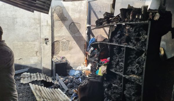 Incendio calcina casa en Siuna. Familia pide ayuda