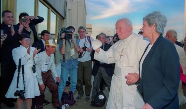 Cuando el papa Juan Pablo II recordó La Noche Oscura en Nicaragua
