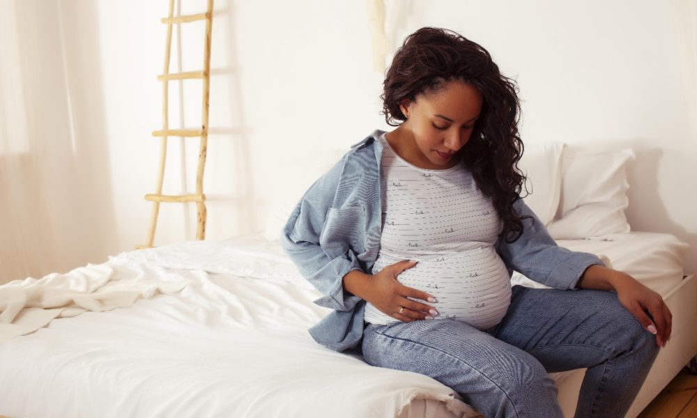 Unas tasas de mortalidad materna más altas en las mujeres negras se vinculan con racismo y sexismo: ONU