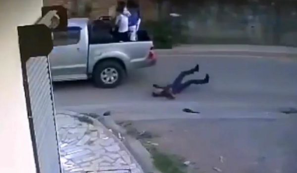 Niño que cayó de camioneta en marcha en Estelí lucha por su vida