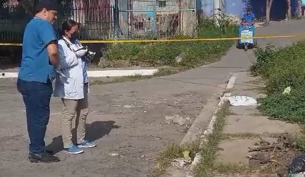 Encuentran osamenta en una calle de Managua