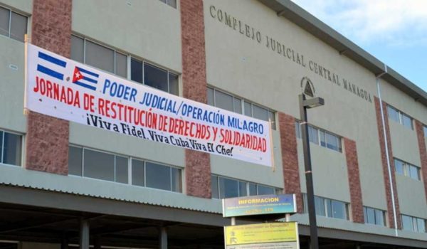 Se declara culpable uno de los cuatro acusados de robo millonario a 15 tarjetahabientes