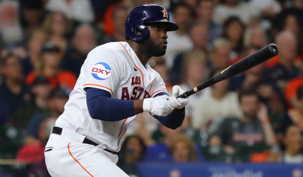 Yordan Álvarez, habla con LA PRENSA sobre la urgencia de una reacción de los Astros