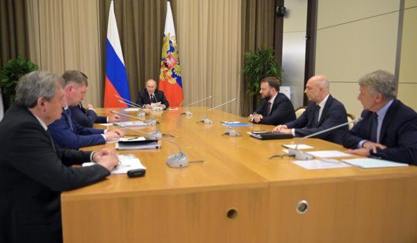 Kim Jong-un y Vladimir Putin se reunirán en Rusia para hablar sobre armamento