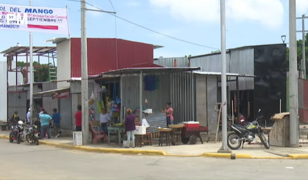 Comerciantes del Israel Lewites afectados por la ampliación de la Pista Juan Pablo II