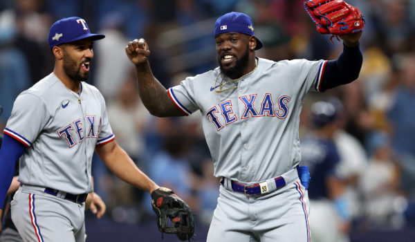 Los Rangers truenan y eliminan a Tampa; Minnesota cortó el vuelo de los Azulejos y Arizona fulmina a los Cerveceros