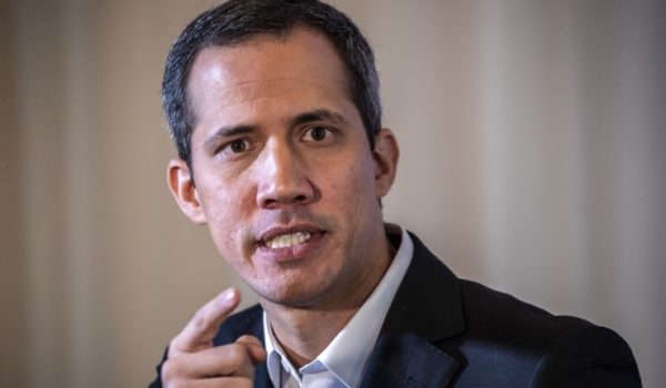 Guaidó emplaza a Maduro a ir «juntos» ante la Fiscalía de EE.UU. o al tribunal de La Haya