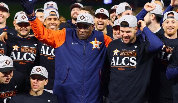 Astros apartan del camino a Minnesota; Arizona barre a Dodgers y Filis tienen a los Bravos en dificultades