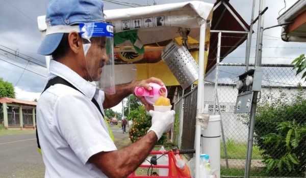 Jacinto Sevilla, el nicaragüense “rey de los copos” en una localidad costarricense