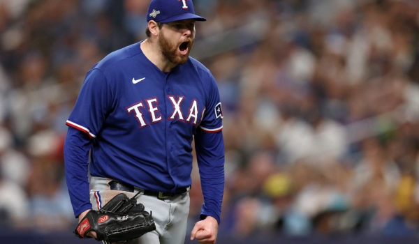 Rangers dan golpe de autoridad, Mellizos cortan racha perdedora y Filis pegan primero