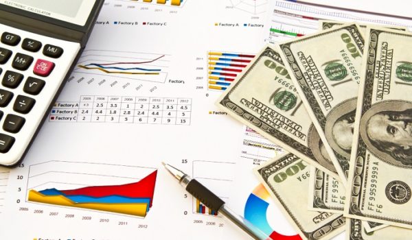 ¿Ahorrar en córdobas o en dólares? Esto están pagando en interés los bancos a depositantes