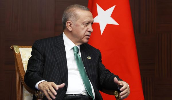 Recep Tayyip Erdogan: «Hamás no es una organización terrorista, sino luchadores por la liberación»