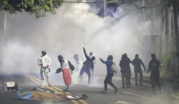 Panamá enfrenta desabastecimiento y delincuencia en medio de las protestas antiminería