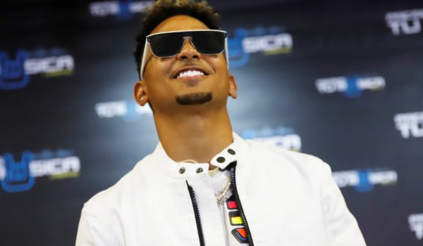 El reguetonero Ozuna anuncia su nueva producción musical, ‘Cosmo’