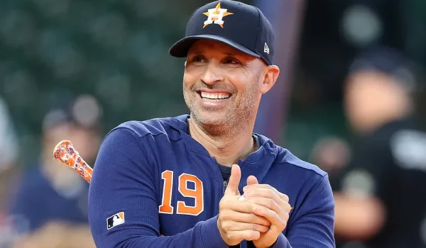 Los Astros nombrarán a puertorriqueño como su nuevo mánager este lunes