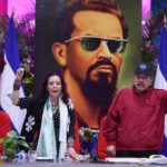 Murillo ordena instalar ahora una escultura de Carlos Fonseca con fondos públicos