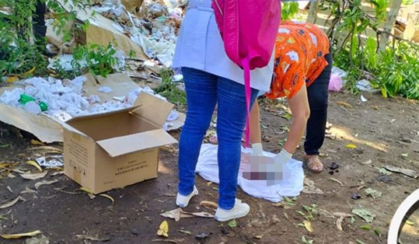 Encuentran feto de siete meses en basurero de León