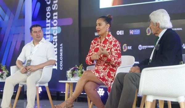 La transformación digital de la educación, foco de un congreso de académicos en Colombia
