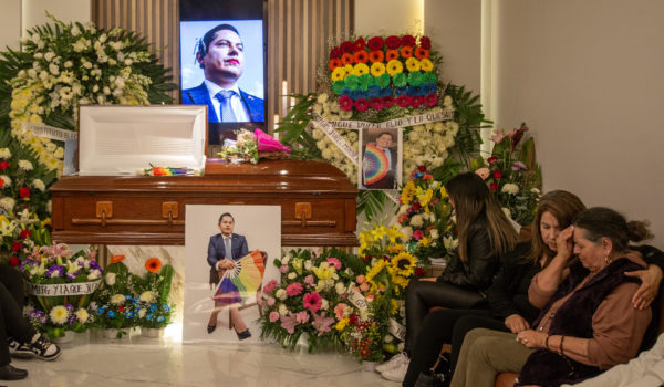 Sepultan a jurista de género no binario entre cuestionamientos a la fiscalía en México