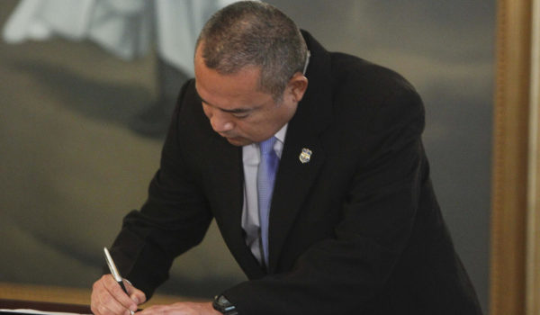 Acusan al Estado salvadoreño de mantener bajo «secuestro» a exministro de Seguridad