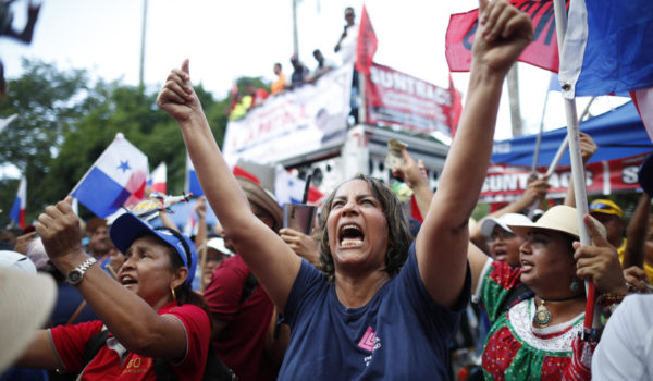 El cese de una gran mina golpea la economía y elevará la incertidumbre en 2024 en Panamá