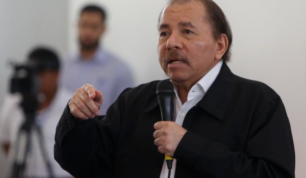 «You have to send a screenshot with your vote.» Public sector workers forced to vote for Ortega in a poll