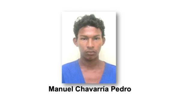 Policía presenta a sospechoso de haber matado con un cuchillo a joven en la Costa Caribe
