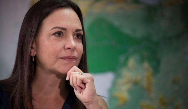 María Corina Machado pide al Supremo revisar su inhabilitación para presidenciales de 2024