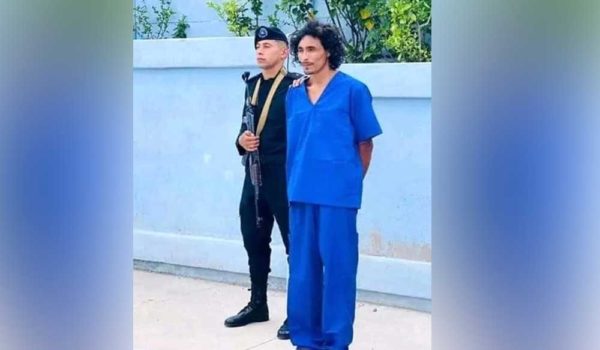 Envían a juicio a reo beneficiado con indulto que mató a su mamá