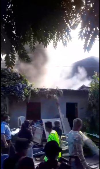 Las columnas de humo por el incendio de este martes en Condega se observaban a varios kilómetros de distancia. LA PRENSA/ Jacdiel Rivera Cornejo/ Captura de video.