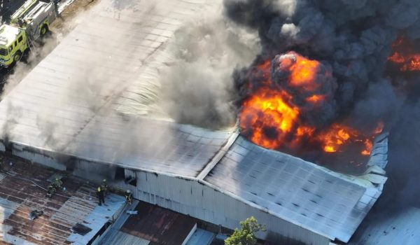Incendio en bodega de zapatos deja grandes pérdidas económicas en barrio Acahualinca