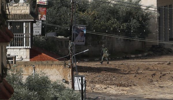 Israel ataca 250 objetivos de Hamás en duros combates en Gaza que matan a diez soldados