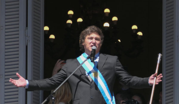 El Gobierno de Milei hará «lo imposible» en un corto plazo por «evitar la hiperinflación»