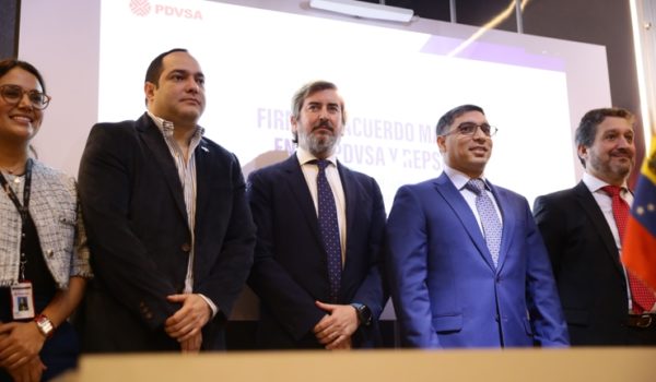 Pdvsa y Repsol suscriben un acuerdo marco para reactivar una empresa conjunta petrolera