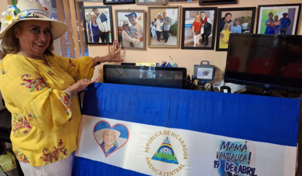 Sandra Salinas, la “madre vandálica” que ayuda a nicaragüenses exiliados y de escasos recursos en Miami  