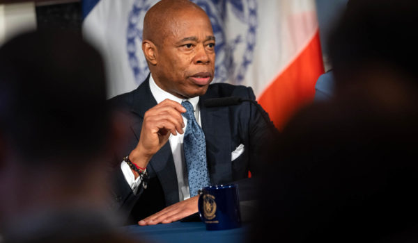El alcalde de Nueva York afronta cargos penales tras una investigación por corrupción