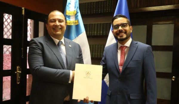 Rosario Murillo anuncia que Nayib Bukele aceptó en tiempo récord al nuevo embajador de Nicaragua