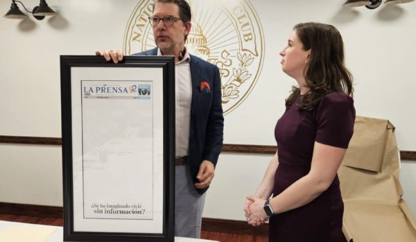 La icónica Portada en Blanco de LA PRENSA estará en exhibición en una galería histórica de Estados Unidos
