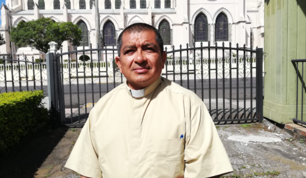 Sacerdote exiliado servirá en parroquia de Heredia, Costa Rica