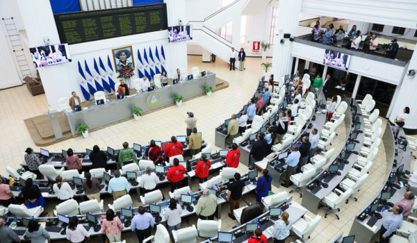 Asamblea confirma el sometimiento de la Policía a las órdenes de Daniel Ortega