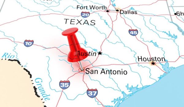 ¿Sos migrante en Texas? Ocho organizaciones que brindan ayudas 