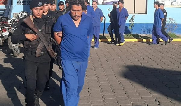 Hombre mata a machetazos a su hermano en Tisma por una gallina