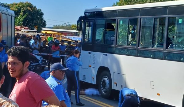 Carrera ilegal entre caponeros en Managua  termina en fatalidad