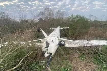 Esta es la avioneta protagonista de un accidente aéreo en El Viejo, Chinandega. LA PRENSA/ Redes sociales.